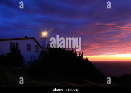 Photo du phare de Lobster Cove Head, un édifice fédéral du patrimoine reconnu Banque D'Images