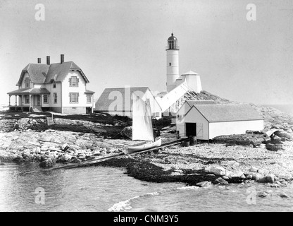 Phare de l'île blanche et des logements, à l'île de hauts-fonds, au New Hampshire, vers 1888 Banque D'Images