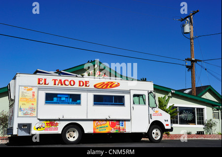 Camion alimentaire mexicain dans la ville d'Alviso, San Jose CA Banque D'Images