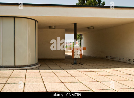 Maison Tugendhat, Brno, République tchèque, de l'unité d'entreposage et de l'armoire de chambre à coucher conçu par l'architecte Mies van der Rohe en 1928 Banque D'Images