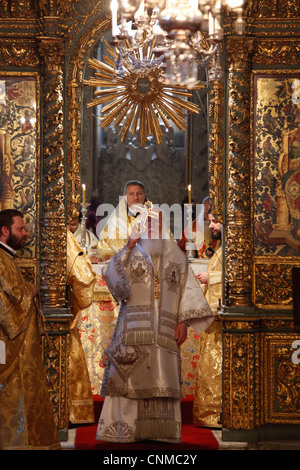 Dimanche Messe célébrée par le Patriarche œcuménique Bartholomée Ier à St George's Greek Orthodox church. Istanbul, Turquie, Europe Banque D'Images