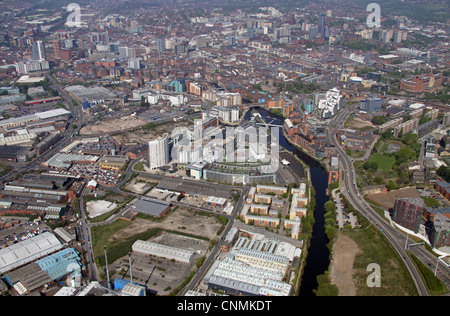 Vue aérienne de Clarence Dock vers la ville de Leeds Banque D'Images