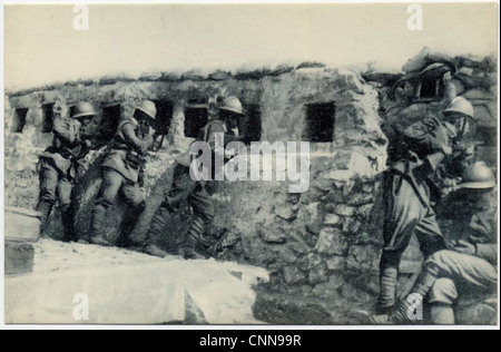 La Première Guerre mondiale, la photographie et les cartes postales d'archives Banque D'Images