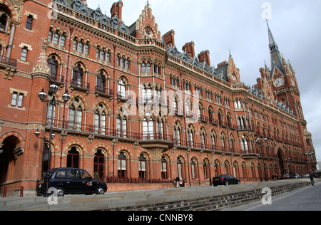 L'hôtel Renaissance St Pancras à Londres Banque D'Images