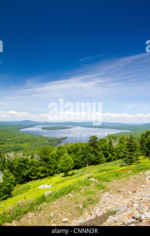 Lac Mooselookmeguntic Comté de Franklin et le comté d'Oxford, Maine, USA. Partie de la bassin de la rivière Androscoggin. Banque D'Images