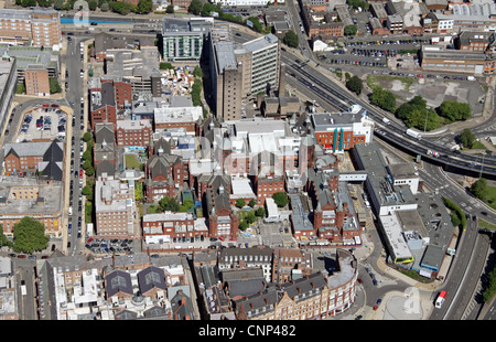 Vue aérienne de Birmingham Children's Hospital et de la Faculté de médecine dentaire, Birmingham Banque D'Images