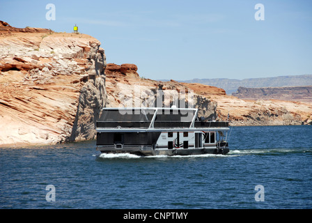 Pris sur un bateau de Page, Arizona, à l'étonnant pont en arc-en-ciel sur le Lac Powell Banque D'Images