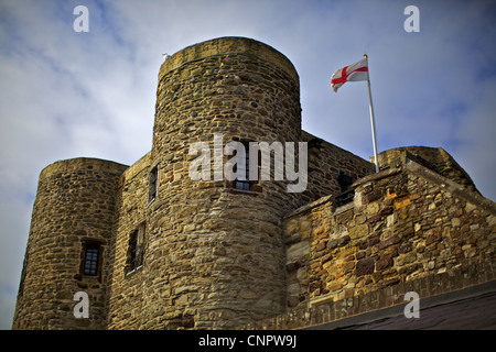 Château Musée de seigle [mur de château] mât de pavillon Banque D'Images