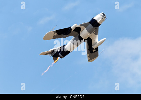 Un classique Mikoyan Gourevitch MIG17 fresco fighter avec réchauffage camouflage dans l'Arctique Banque D'Images