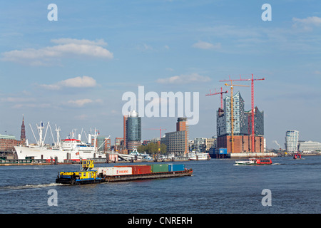 Ville portuaire avec Elbe Philharmonic Hall et Unilever House, Hambourg, Allemagne Banque D'Images