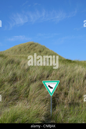 Signe de conservation dans les dunes sur l'île d'Amrum, Allemagne, Schleswig-Holstein, Amrum, Norddorf Banque D'Images