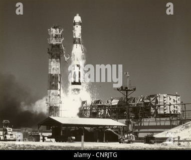 Le Titan I C-1 décollera du Cap's complexe de lancement 16. Cette RVX-3 Test de rentrée de mission a été un échec comme le seco Banque D'Images