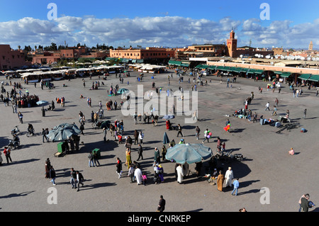 La place principale de Marrakech djamaa el fna, Maroc Banque D'Images