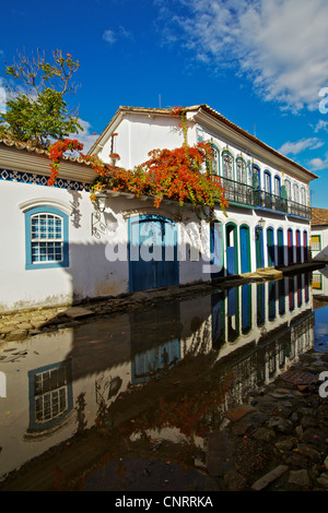 Paraty ( ou Parati ), un environnement préservé et coloniale portugaise ville impériale brésilienne située sur la Costa Verde Brésil Banque D'Images