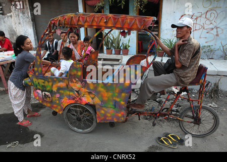 Fête foraine Mobile attraction en vieux Batavia à Jakarta, Indonésie. Banque D'Images