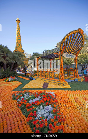 Oranges et citrons à la structure de la Fête du Citron de Menton dépeignant Paris Région de France à Menton jardins Bioves Jardin Banque D'Images