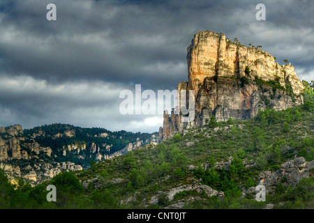 Les montagnes de calcaire, l'Espagne, Katalonia, parc naturel de Els Ports, Tarragona Banque D'Images