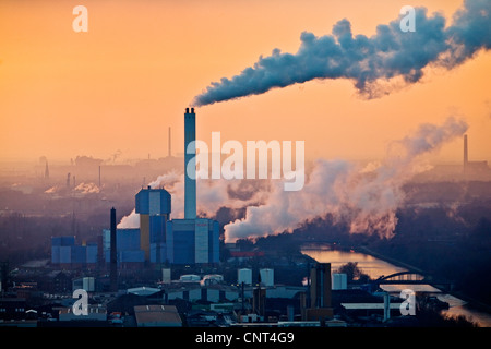 Refuser destructeur et Rhein, Allemagne, canal Herne Nordrhein-westfalen, Ruhr, Oberhausen Banque D'Images