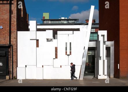 La charité de la 42e Rue. 4Rs Salford-manchester, 4Rs Salford-manchester Street, Manchester, Angleterre, Royaume-Uni. Maurice Shapero, 2012. Banque D'Images