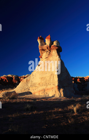 Blue Canyon, le rouge et le blanc du calcaire dans la lumière du soir, USA, Arizona Banque D'Images