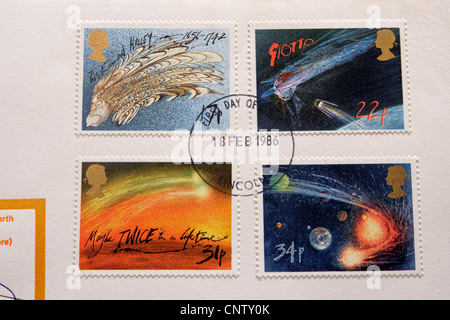 Numéros de timbres-poste commémoratifs sur les couvertures du premier jour, collecte de timbres britanniques, comète Halleys Banque D'Images