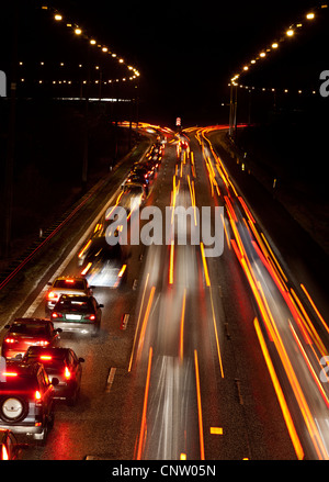 Les prise de vue du trafic nocturne Banque D'Images