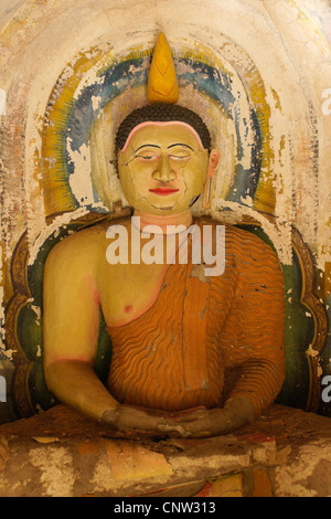 L'image de Bouddha au temple bouddhiste de Gangarama Mahavihara, Hikkaduwa, Sri Lanka Banque D'Images