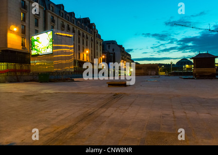 Paris, France, chantier de construction, Centre commercial les Halles, Dusk, Paris sombre Banque D'Images