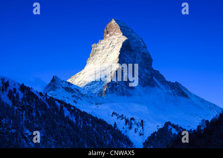 Matterhorn - 4478 m dans la lumière du matin, Suisse, Valais, Zermatt Banque D'Images