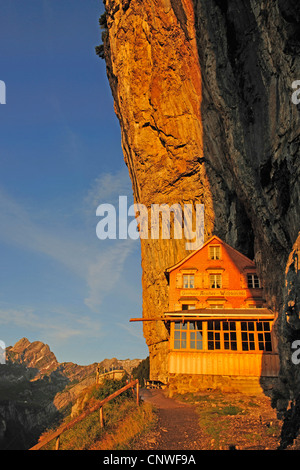 Aescher Mountain Inn dans le massif de l'Alpstein, Suisse, Appenzell , Wildkirchli Banque D'Images