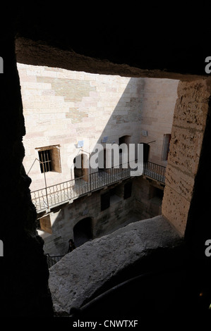 La cour intérieure de la prison au château d'If, près de Marseille, France Banque D'Images