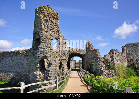 Porte d'entrée au château de Pevensey Pevensey,, East Sussex, Angleterre, Royaume-Uni Banque D'Images