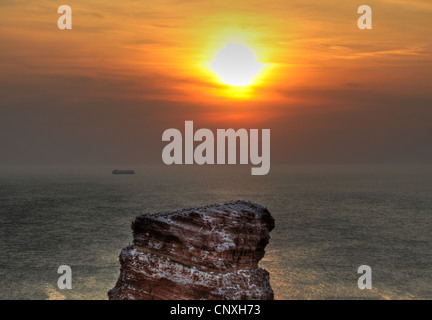 Coucher de soleil sur le Lange Anna, l'Allemagne, Schleswig-Holstein, Helgoland Banque D'Images
