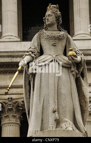 Anne I de Grande-Bretagne et l'Irlande (1665-1714). Reine d'Angleterre, d'Écosse et d'Irlande (1702-1714). Statue. Réplique en ceinture. Banque D'Images