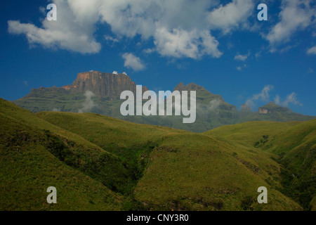 Monk's Cowl - Drakensberg, Afrique du Sud, le Kwa Zulu Natal Banque D'Images