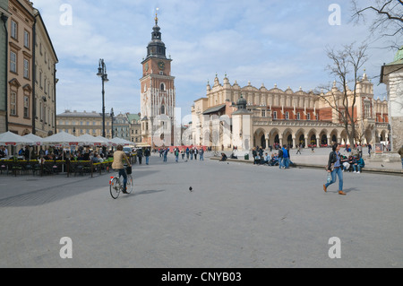 La Renaissance Sukiennice (Halle aux draps, les tabliers' Hall) à Cracovie, Pologne. Banque D'Images