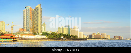 Metro Manila Bay au coucher du soleil. Philippines Banque D'Images