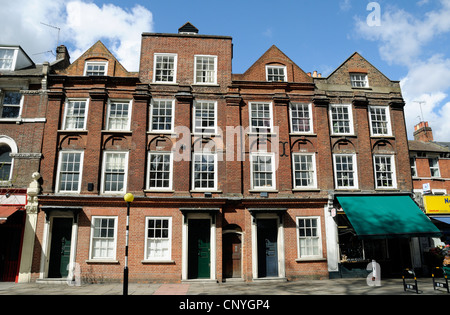 1 e année cromwellienne énumérés les maisons historiques à 52-55 Newington Green sont dit d'être la plus ancienne terrasse de maisons en Angleterre Banque D'Images