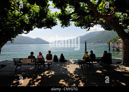 Voir à partir de la promenade du lac de Lugano et le Lac Majeur , Suisse, tessin, lago maggiore, Locarno Banque D'Images