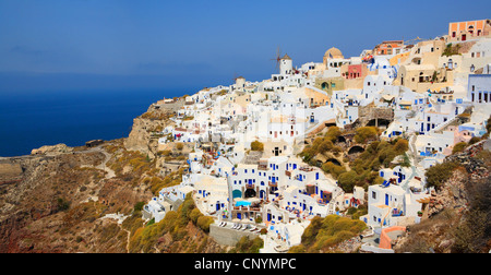 Vue panoramique de Oia, Santorin, Grèce, Cyclades, Oia Banque D'Images