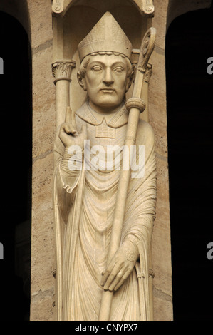 L'art gothique en France. Notre Dame. Saint Marcel le trumeau. Portail de sainte Anne. 13e siècle. Paris. Banque D'Images