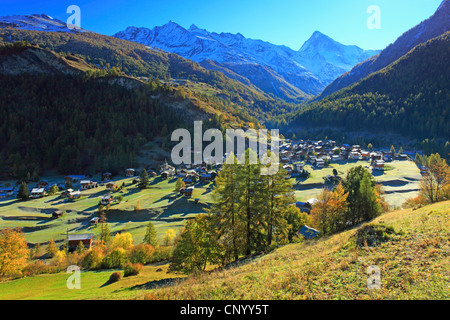Mountain Village Les Haudres, Suisse, Valais Banque D'Images