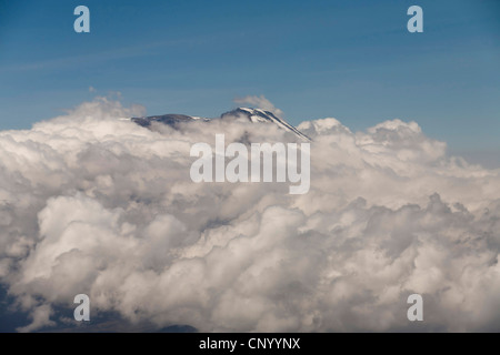 Voir couvertes de nuages de Kilimandjaro, Tanzanie Banque D'Images