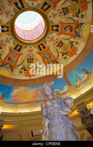 Dame Fortune à l'intérieur statue Caesar's Palace Hotel Resort and Casino Banque D'Images