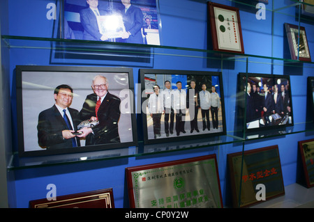 Celebrity photos dans BYD headquarter Banque D'Images