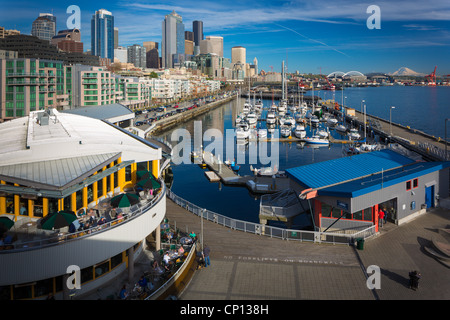 Seattle Waterfront de Pier 66 Banque D'Images