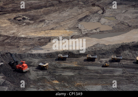 Mine de sables bitumineux de Suncor, sables bitumineux de l'Athabasca, Fort McMurray, Alberta, Canada. © Paul Miles Banque D'Images