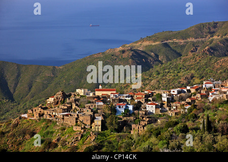 Vue panoramique de Kambia village, l'un des plus beaux villages de l'île de Chios, au nord-est de la mer Égée, Grèce Banque D'Images