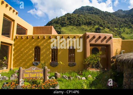 Termas de Papallacta Resort en Equateur. Célèbre pour les sources chaudes provenant de sources volcaniques. Banque D'Images