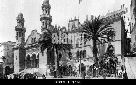 Géographie / Voyage, Algérie, Alger (El Djazair), cathédrale et palais du gouverneur, carte postale, fin du XIXe siècle, colonie française, colonialisme, historique, historique, palais du gouverneur, palmier, palmiers, palmiers, palmiers, historiques, historiques, Afrique, peuple, droits additionnels-Clearences-non disponible Banque D'Images